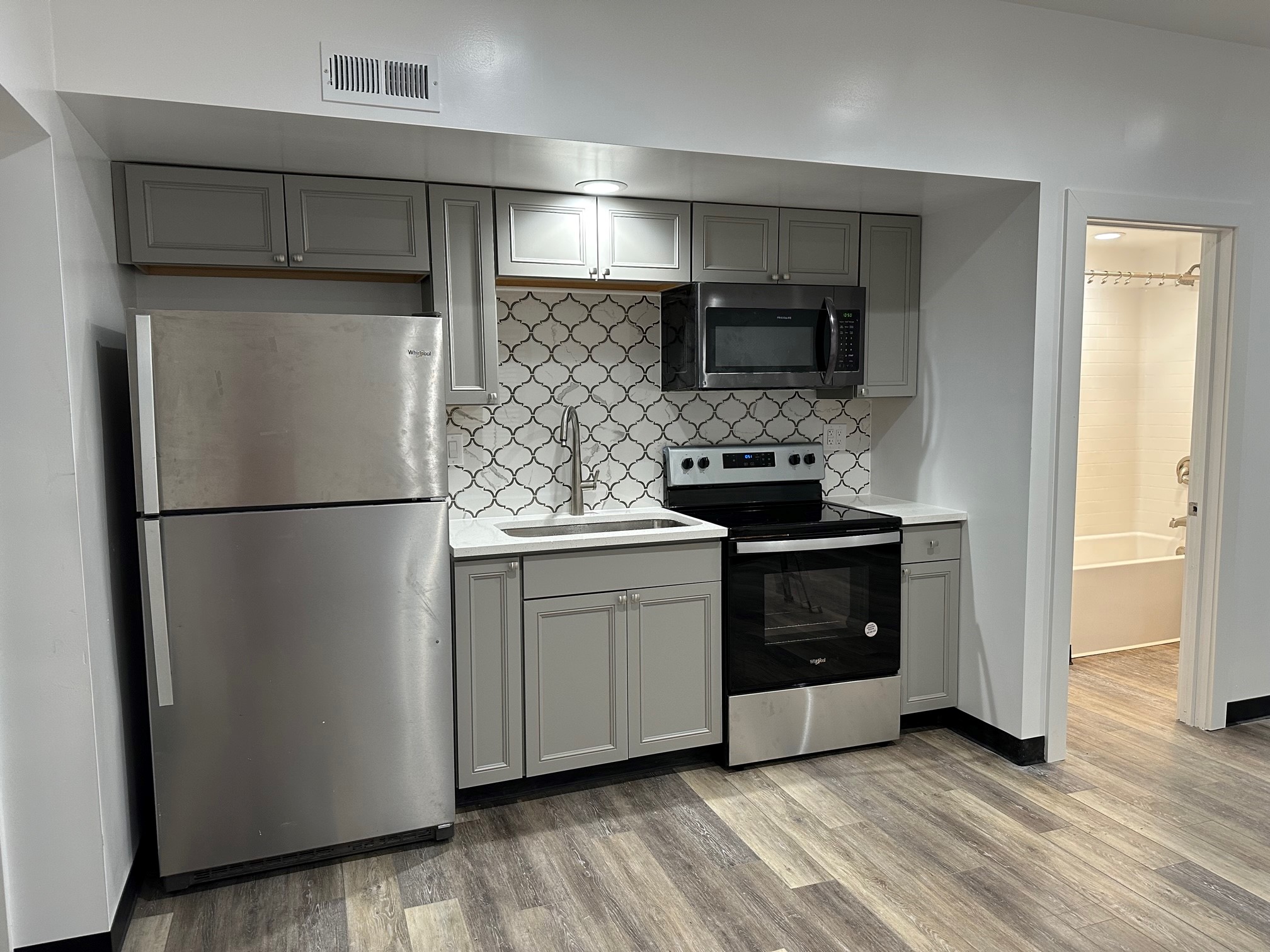 309 W Main Street, Unit 7