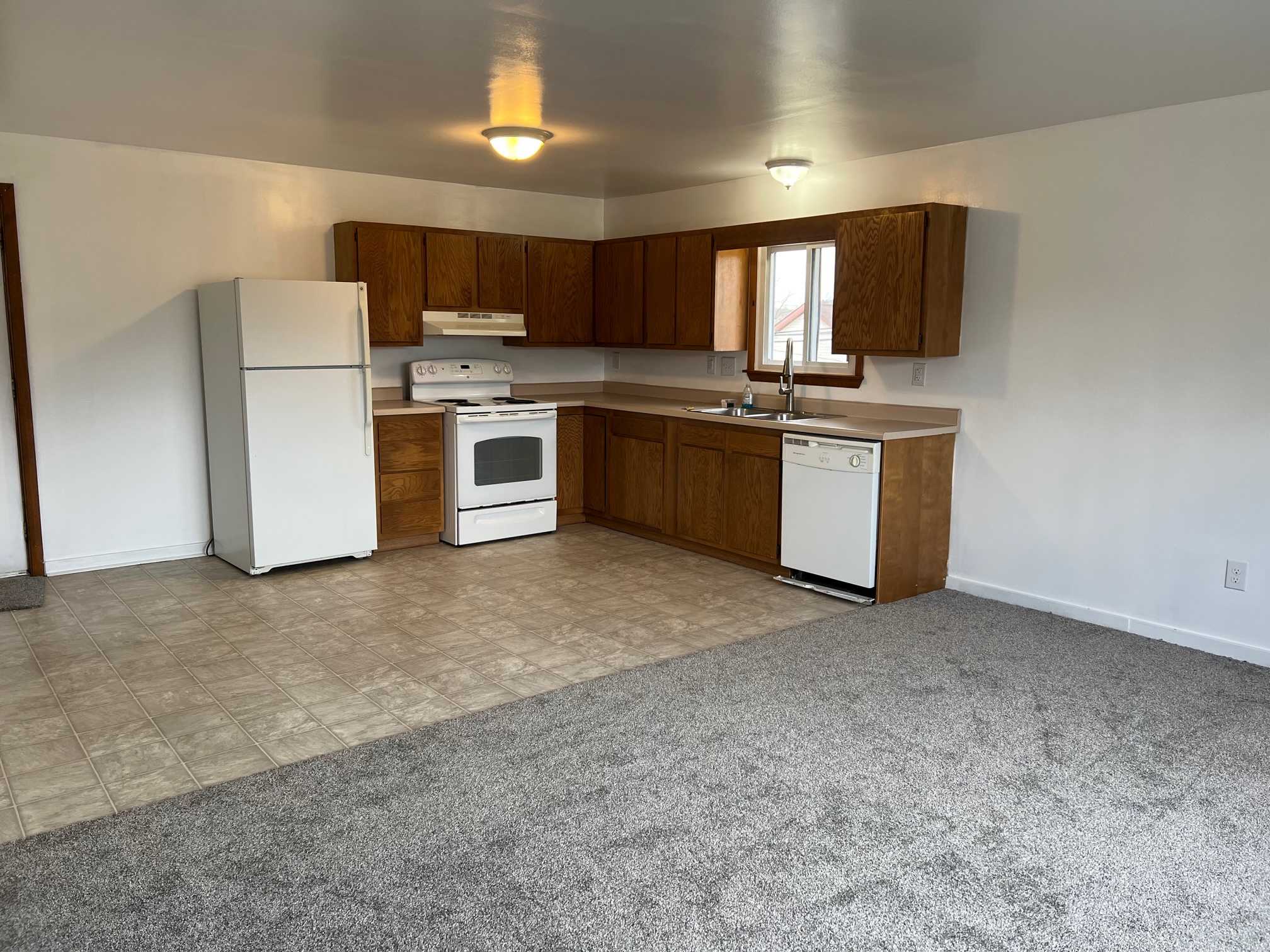 309 W Main Street, Unit 4